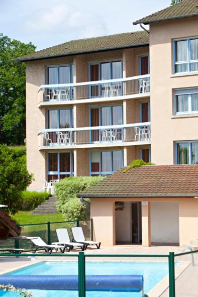 Hotel Du Lac Lacapelle-Viescamp Екстер'єр фото